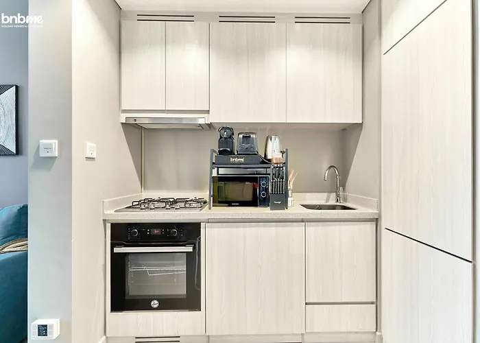 Bnbmehomes - Damac Zada Tower