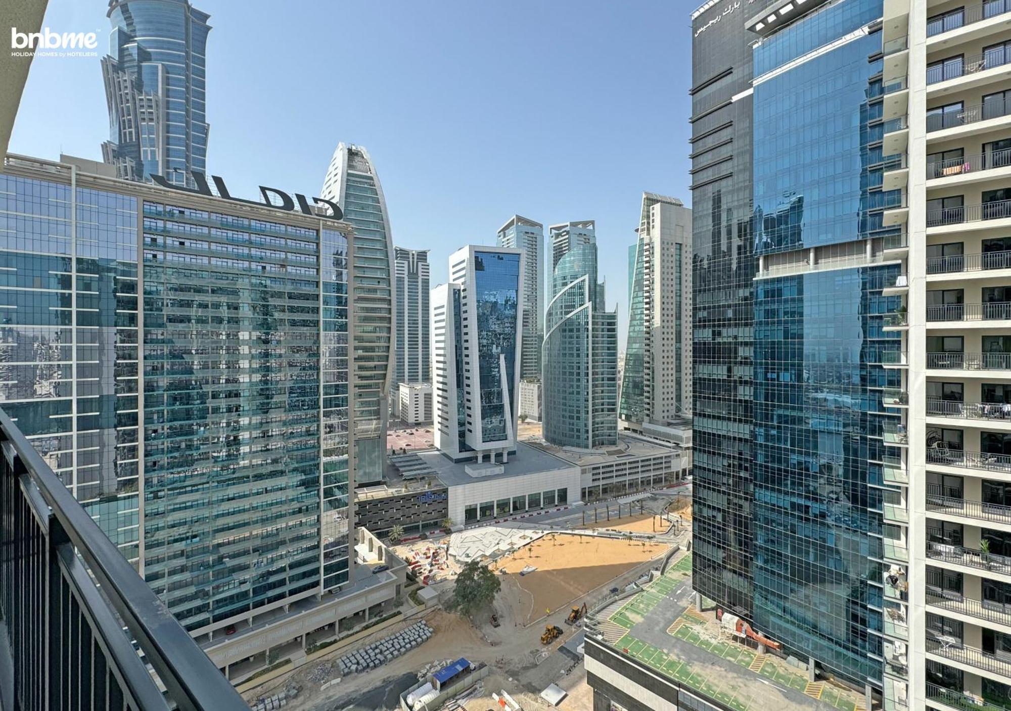 Bnbmehomes - Damac Zada Tower